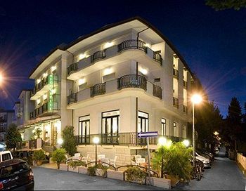 Hotel Piccinelli 3*